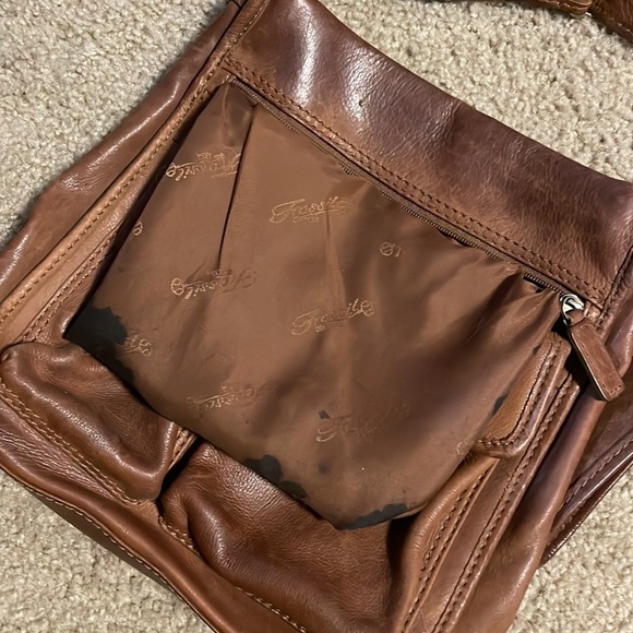 - Fossil Genuine leather. Multiple pockets! Shoulder bag - Picture 3 of 3
